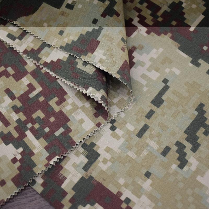 Tear resistant wear-resistant camouflage fabric 