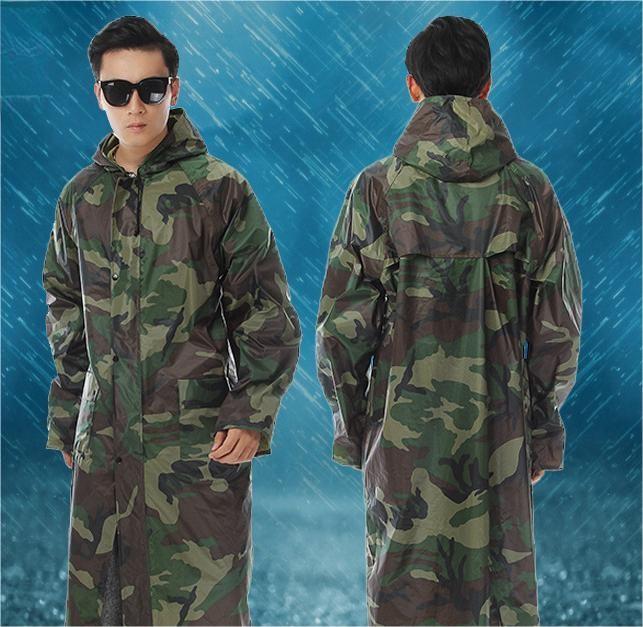 Outdoor camouflage raincoat with zipper button poncho